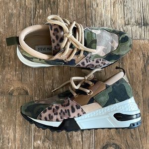 STEVE MADDEN platform sneakers 7